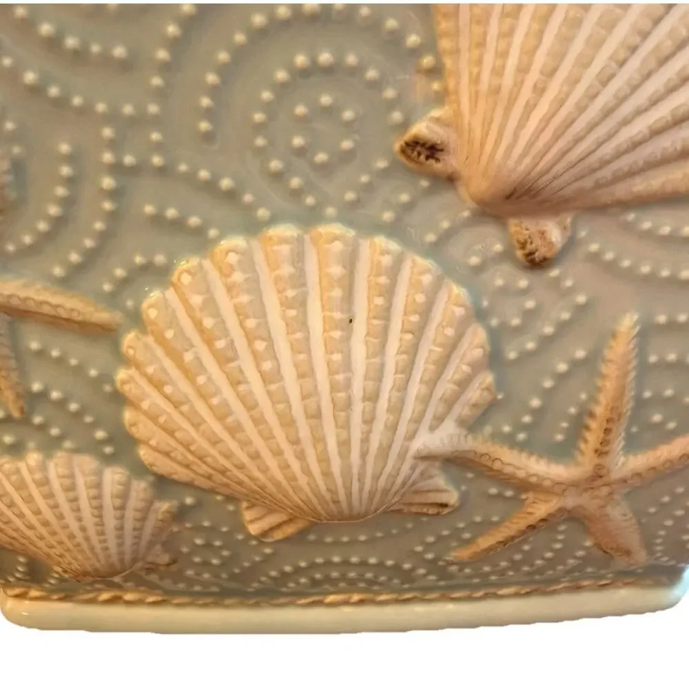 VINTAGE TISSUE BOX COVER Ceramic Starfish & Shells Ocean Beach House 3329-S